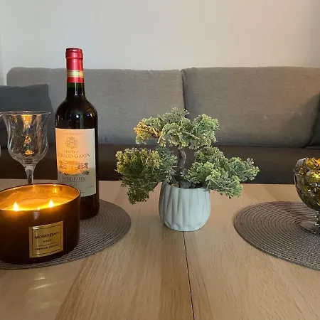 Apartman Una *