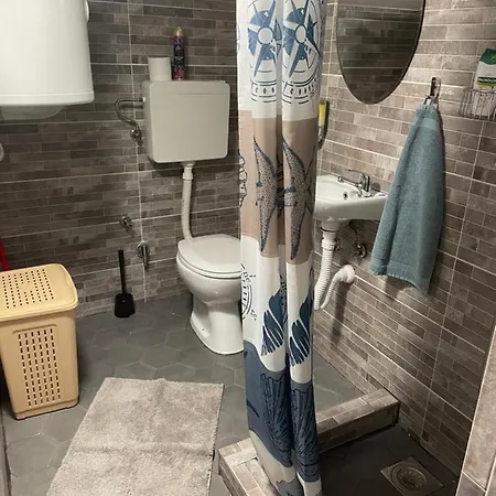 Apartman Una *