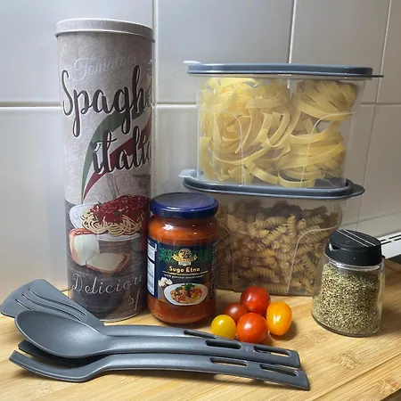 아파트 Apartman Una